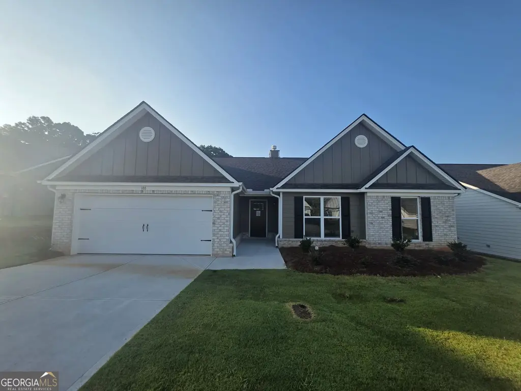 188 Lake Meadows Drive 47, Winder