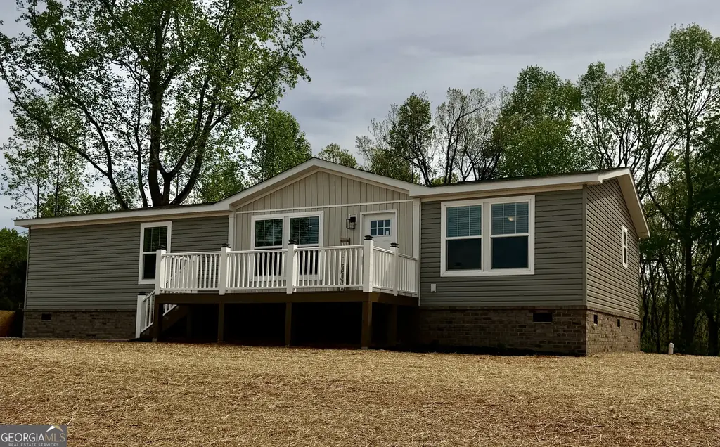 2820 Hollywood Church Road, Clarkesville