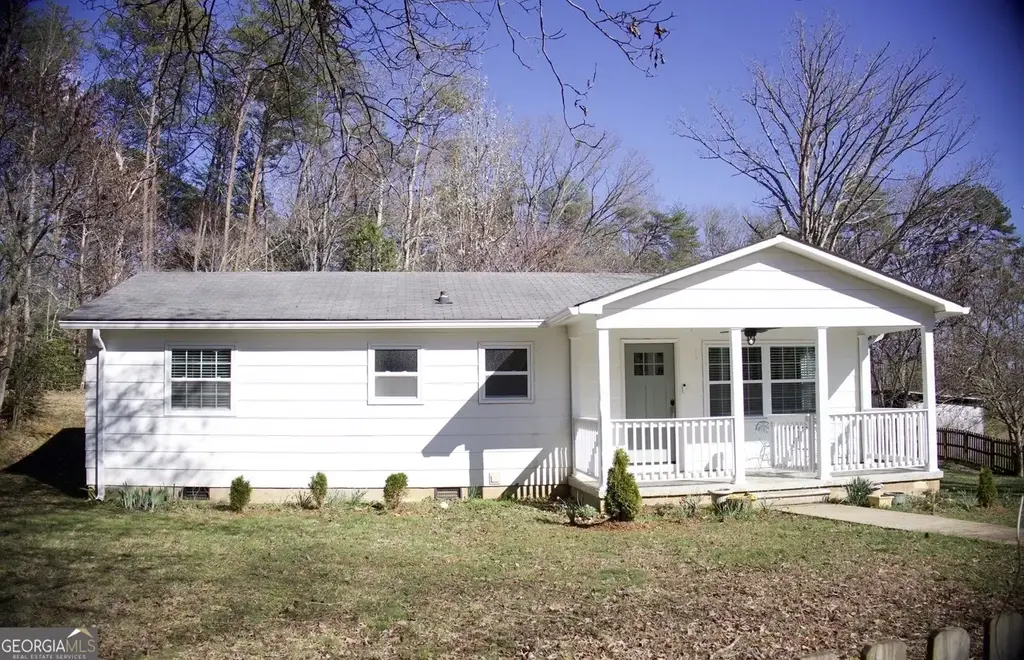 331 Blue Arrow Lane, Mineral Bluff