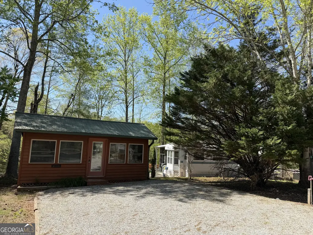 111 Maple Wood Lane, Cleveland