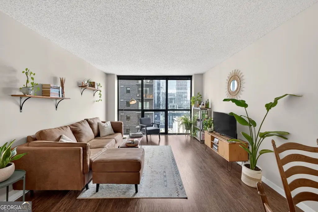 1280 W Peachtree Street Nw Apt 2502, Atlanta