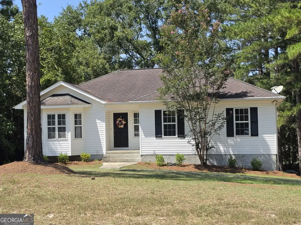 704 Hillwood Drive, Statesboro