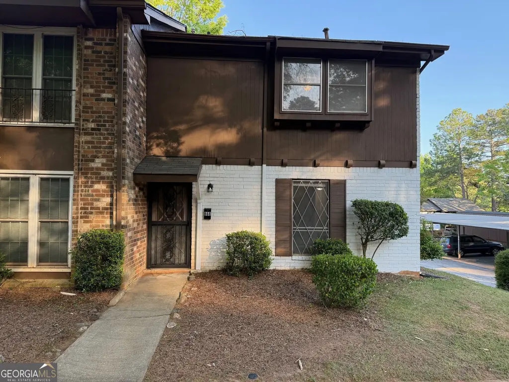 668 Garden Walk Drive, Stone Mountain