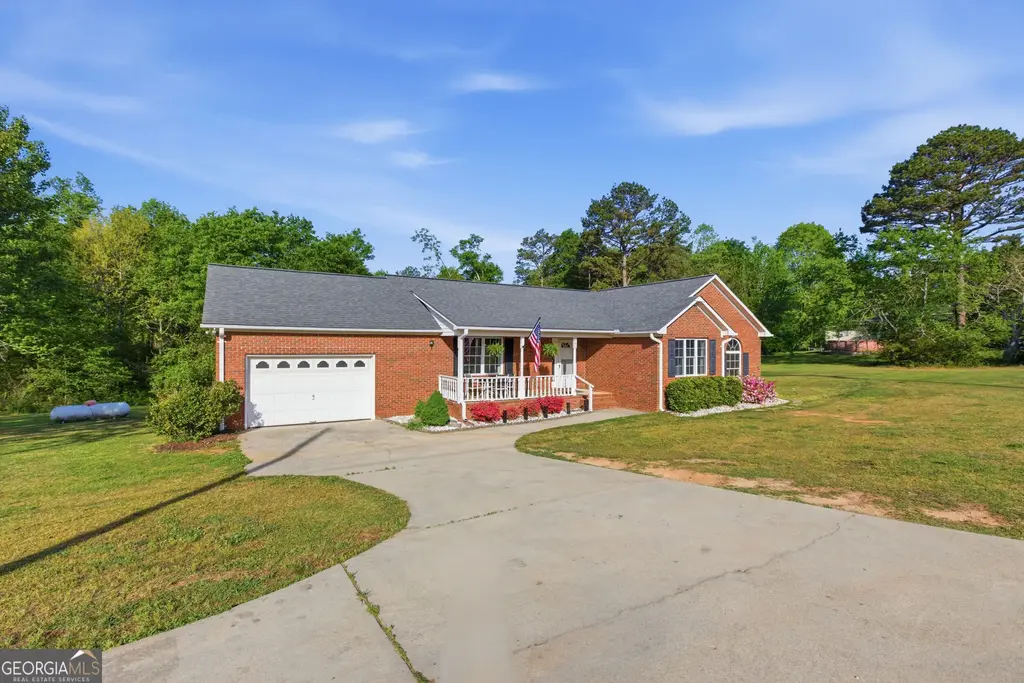 260 Brookhaven Circle, Toccoa