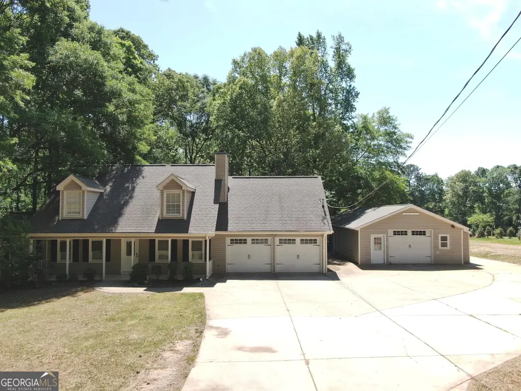 1593 Highway 82, Winder