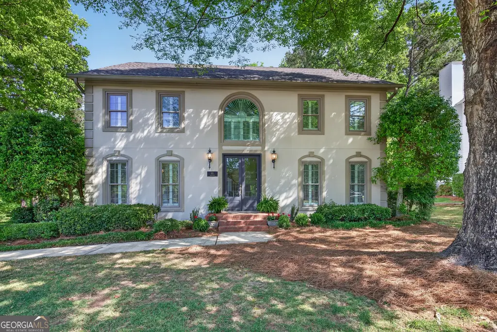 101 Colonnade Drive, Peachtree City