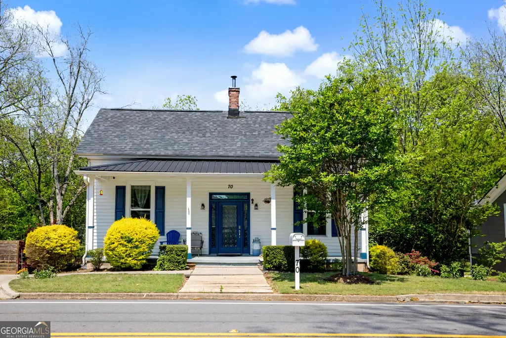 70 E Washington Street, Newnan