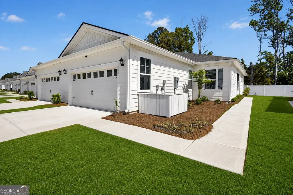 208 Holloway Hill, Pooler
