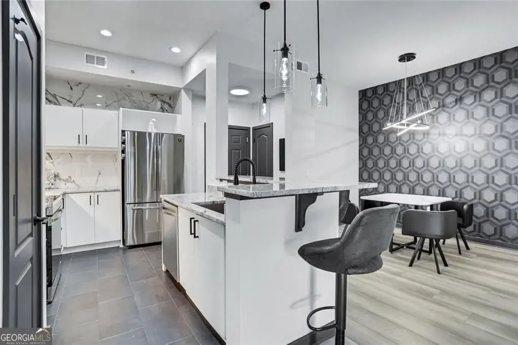 390 17th Street Nw 6006, Atlanta