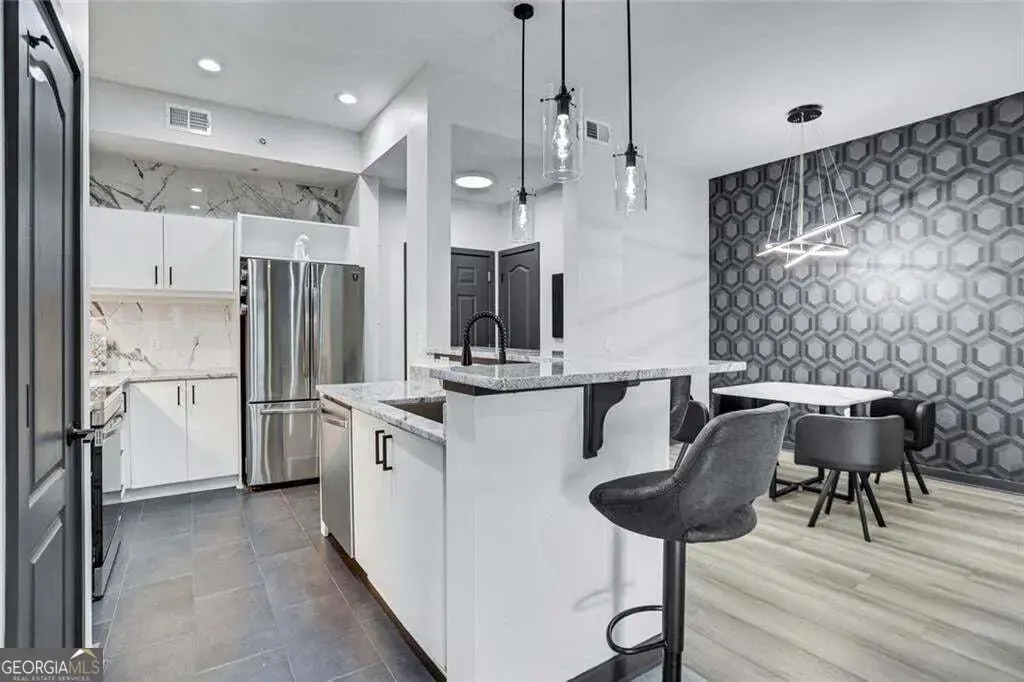390 17th Street Nw 6006, Atlanta