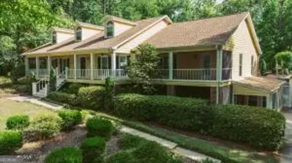 1132 Saint Andrews Drive, Macon