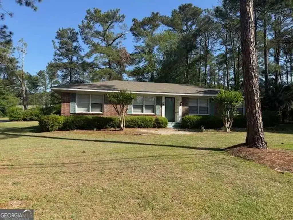 125 Starr, Tifton