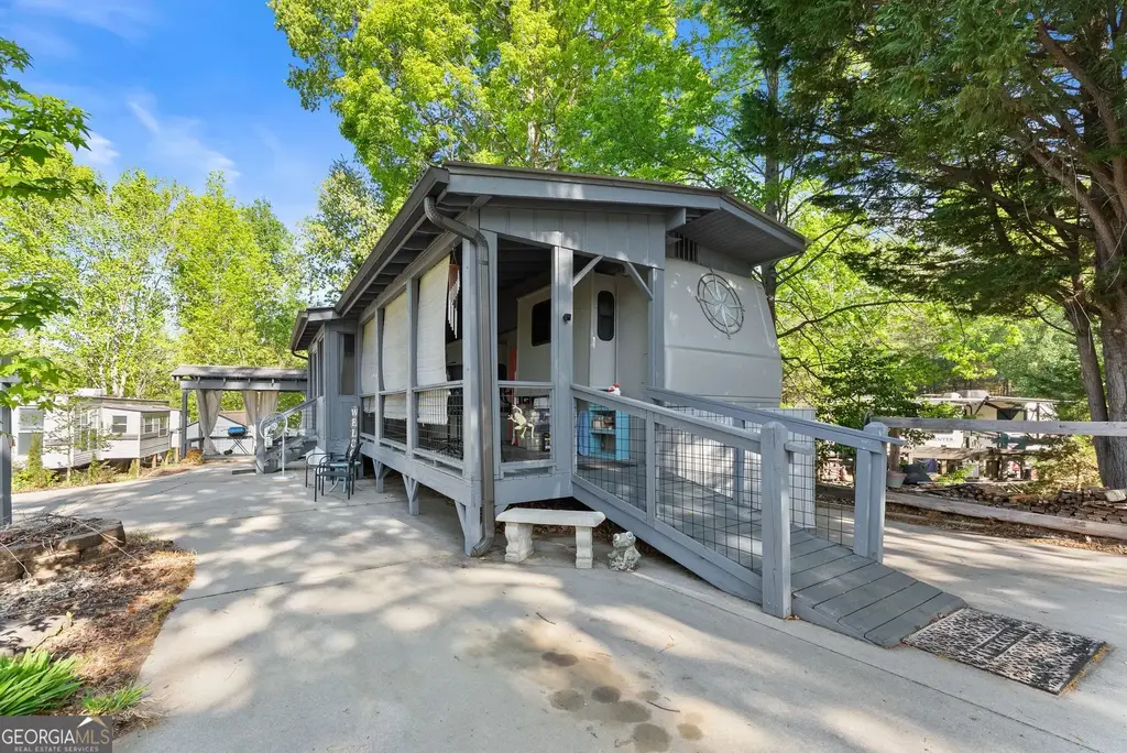 42 Nomad Trail, Cleveland