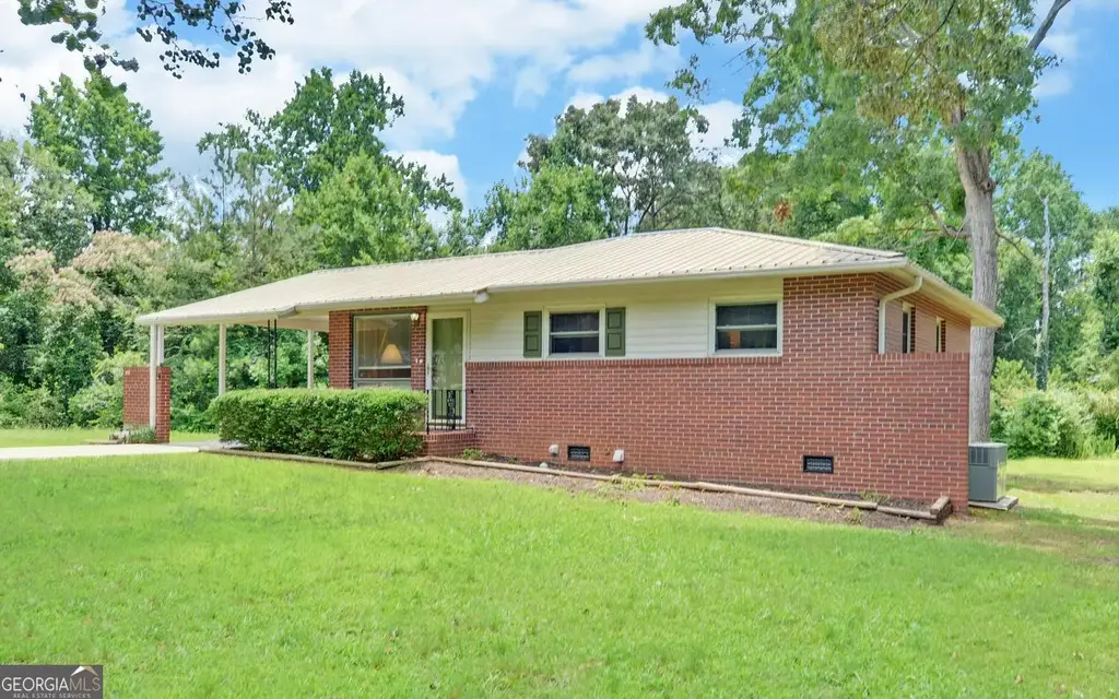 60 Kelsey Drive, Hartwell