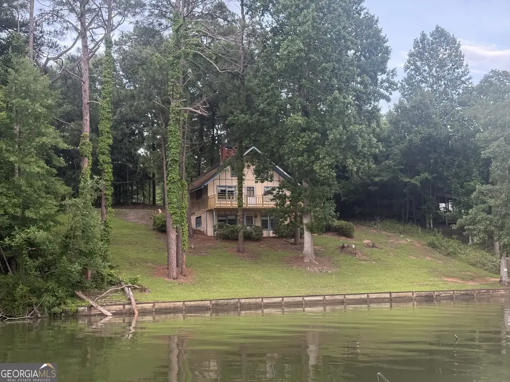 460 Lakeview Road, Abbeville