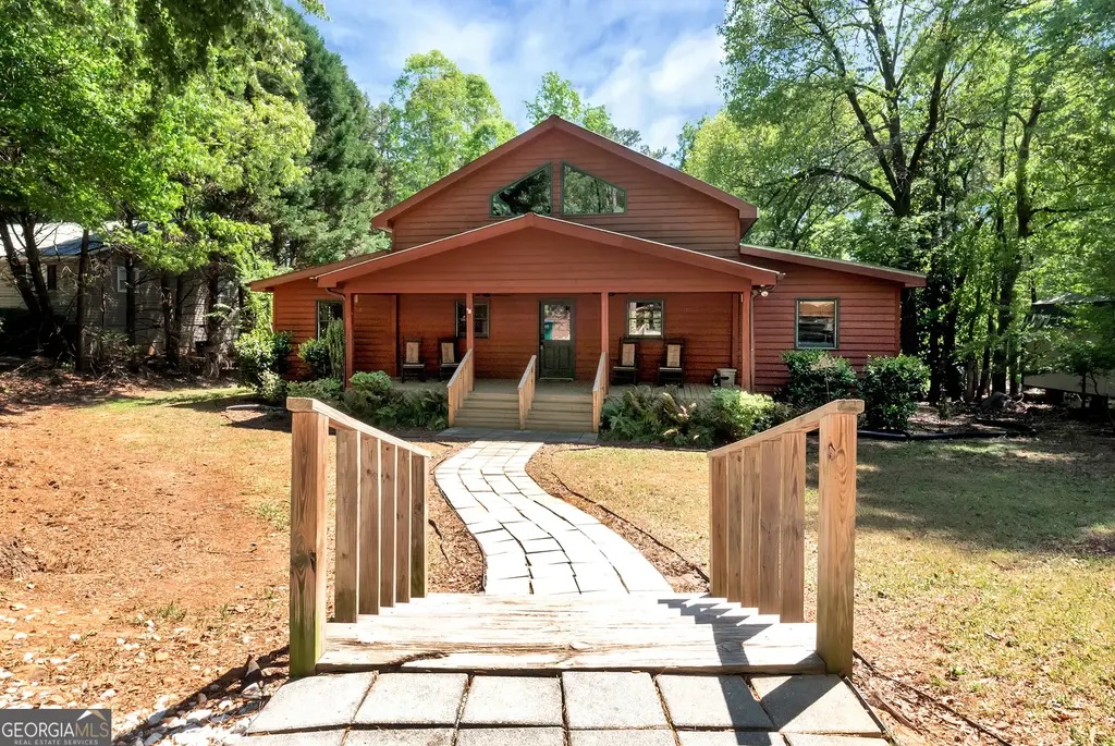 142 Hugh Dorsey Road, Hartwell