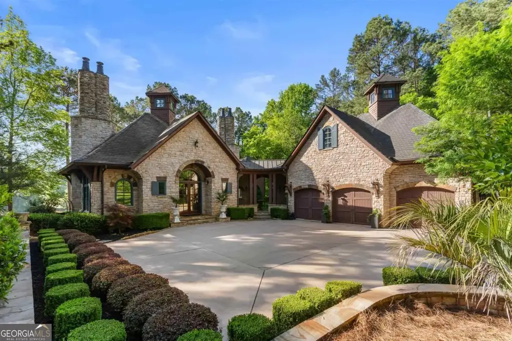 1090 Spring Creek, Greensboro