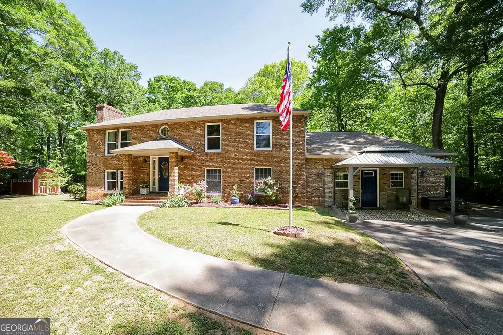 298 Hudson River Drive, Commerce