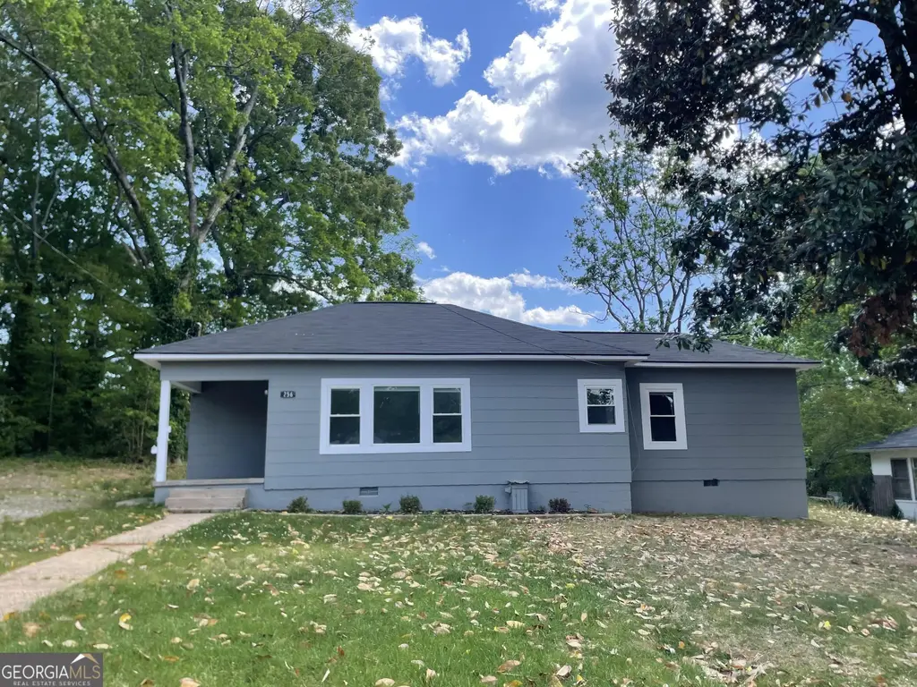 256 Chattahoochee Street, Cornelia