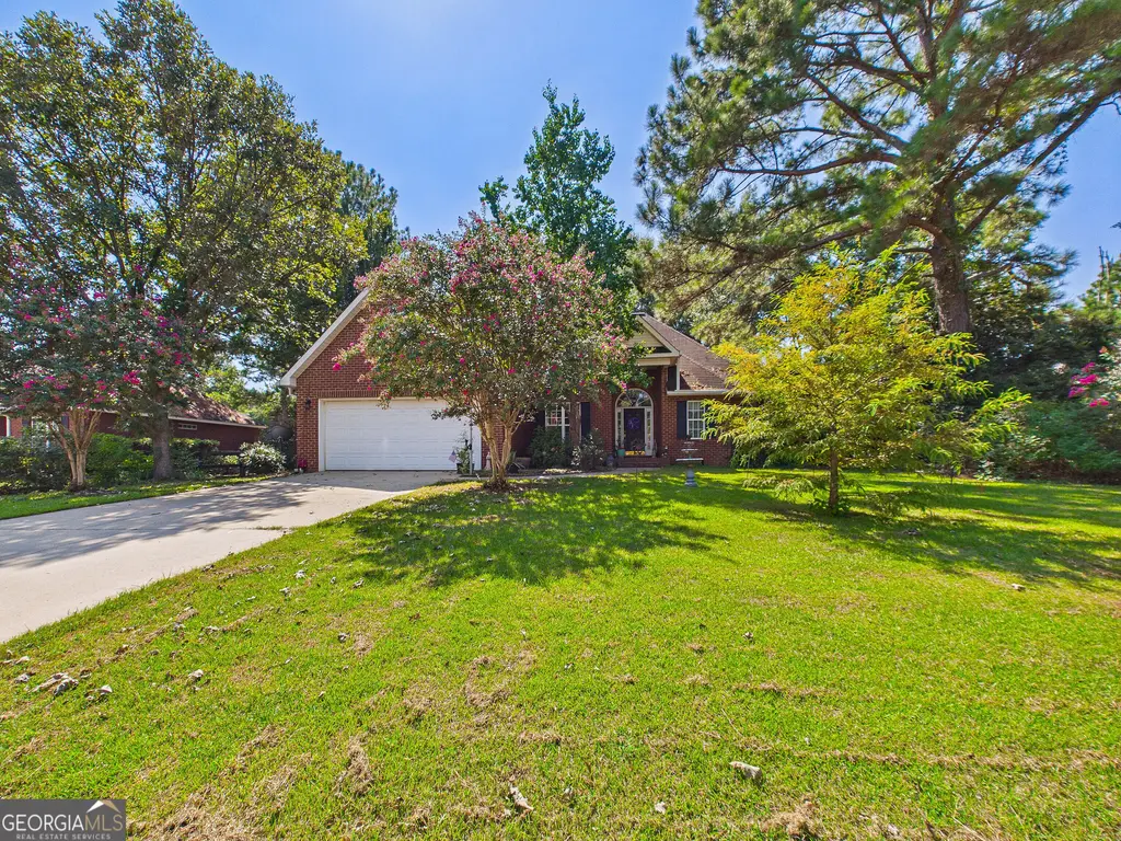 109 Quinelle Drive, Perry