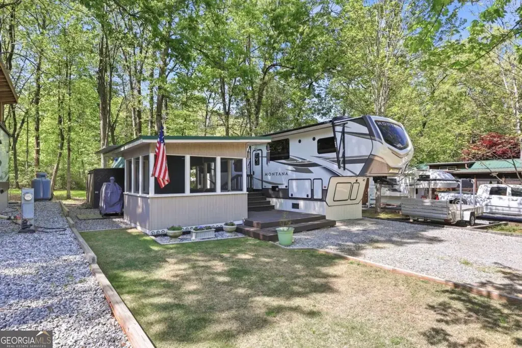 320 Leisure Acres Drive, Cleveland