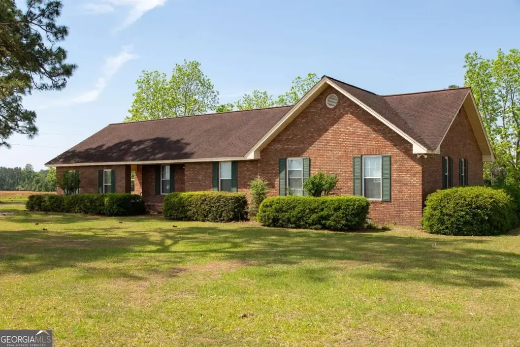 68 Smart Road, Baxley
