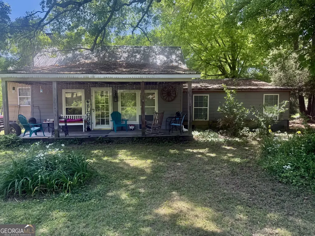 1072 Mountain View Road, Trion