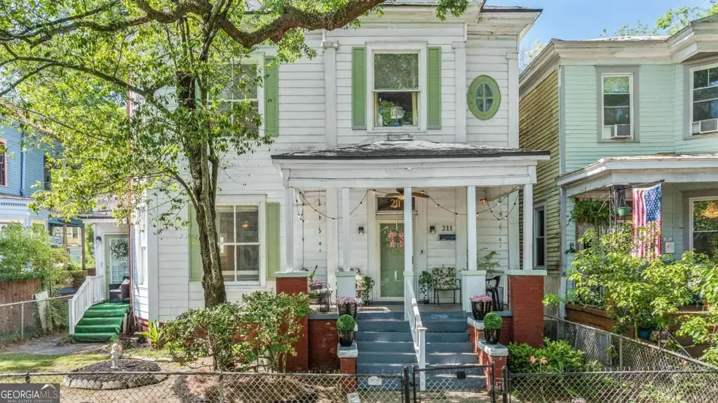 211 W 34th Street, Savannah