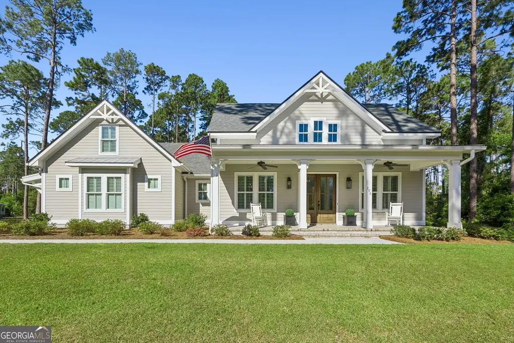 206 Clubhouse Circle, St. Marys
