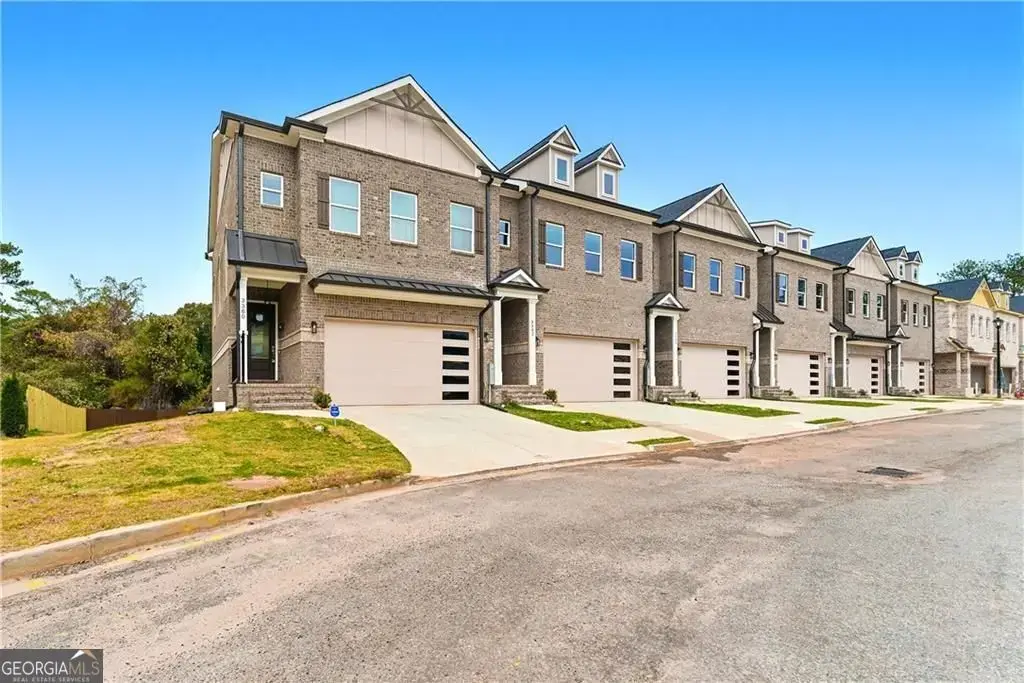 3376 Sarah Trail 8, Decatur