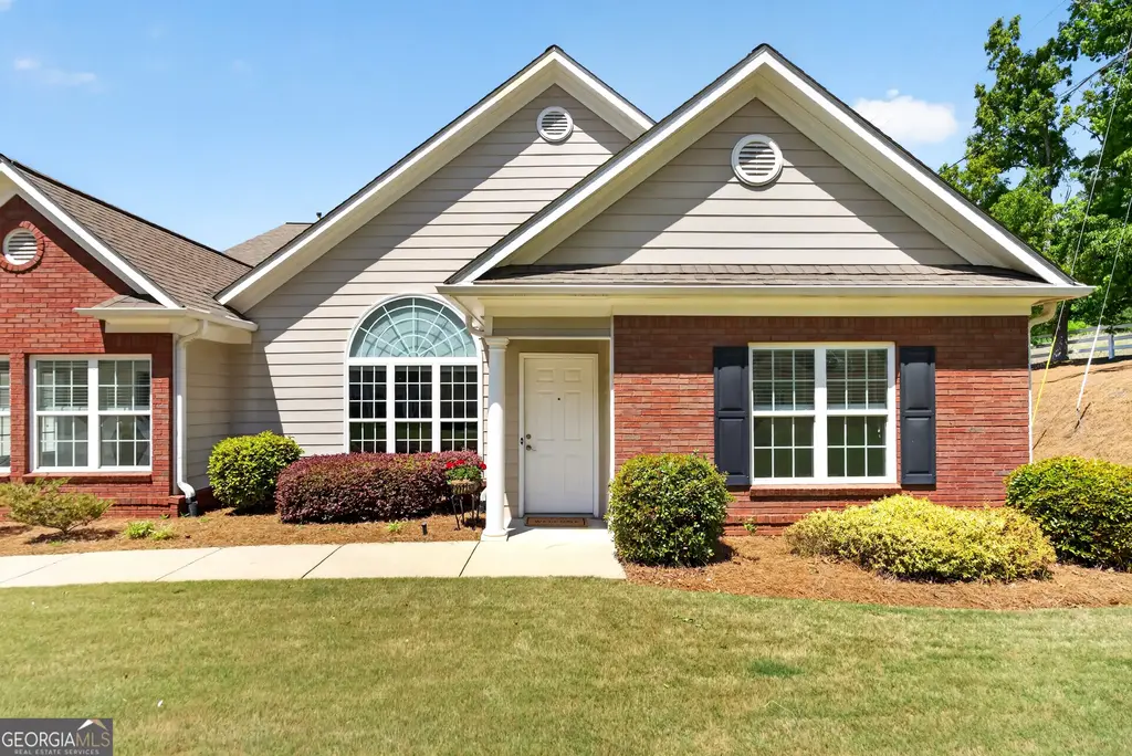 226 Hames Road 140, Woodstock