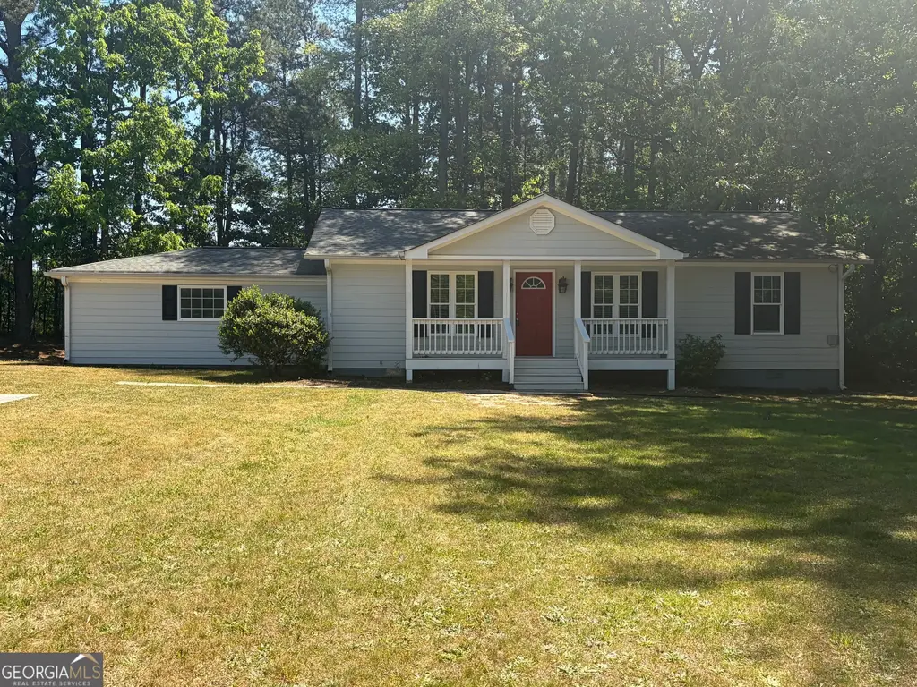 8208 Connally Drive, Douglasville