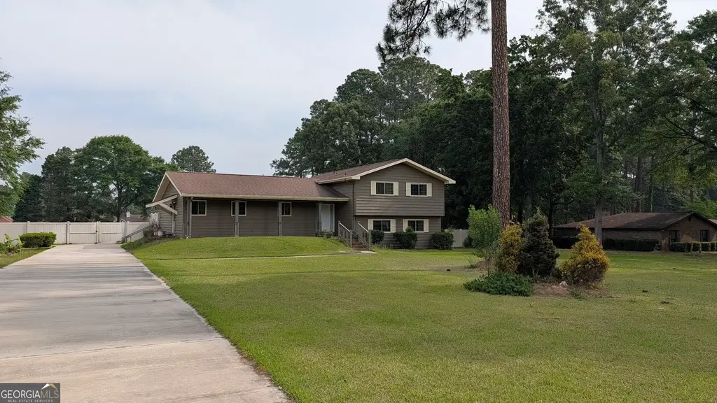 113 Quail Run Drive, Warner Robins