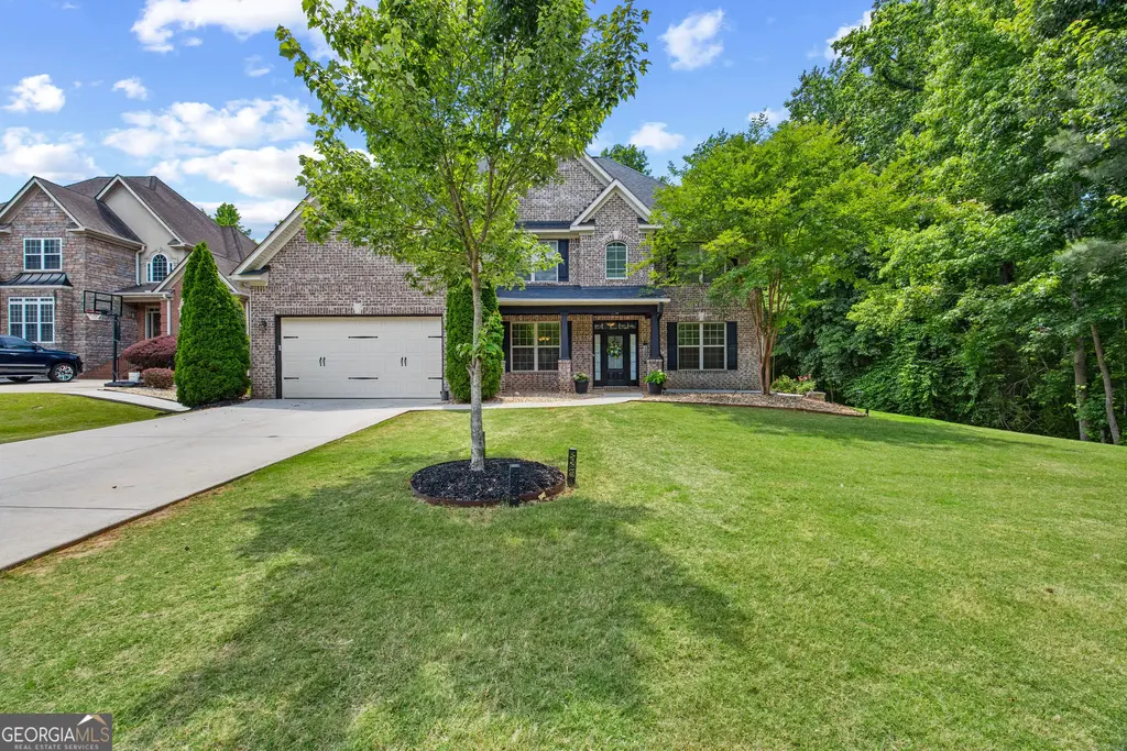 319 Langshire Drive, McDonough
