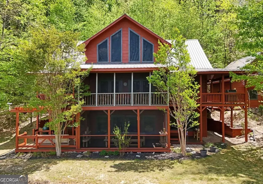 327 Prospectors Pass, Ellijay