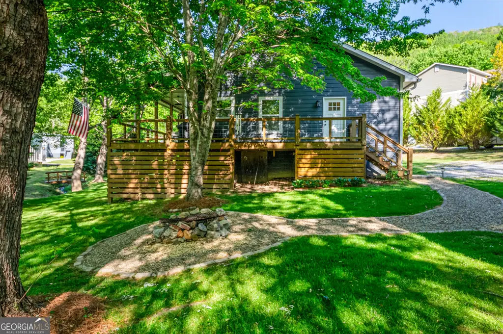 45 Hall Lane, Clayton