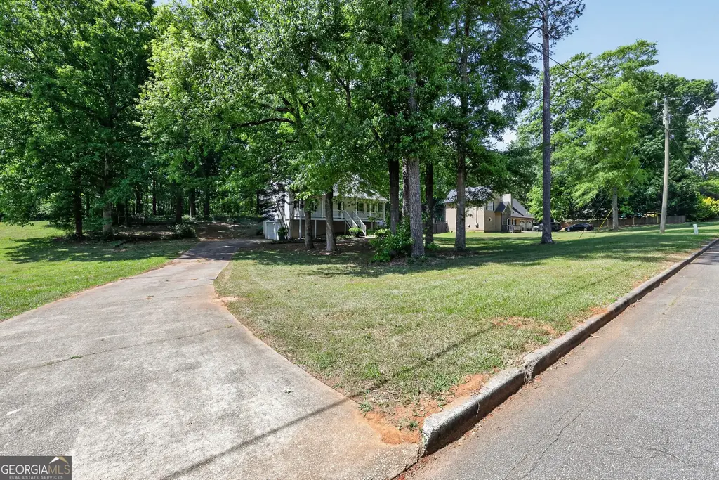 146 Camp Creek Drive, Stockbridge