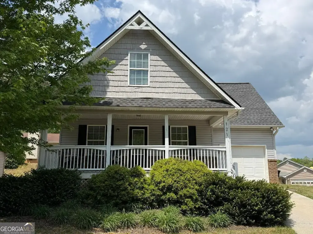 121 Saluda Drive, Demorest