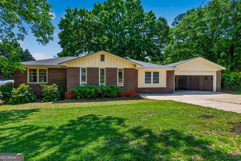 121 N Chilton Crescent, Lagrange
