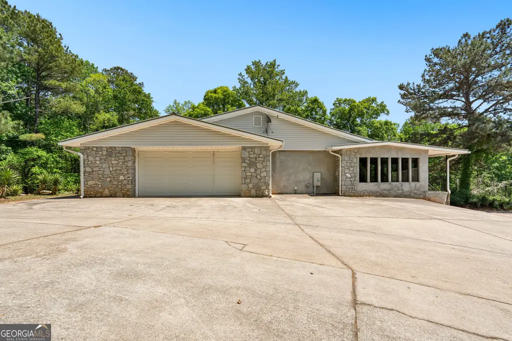 9530 Cedar Grove Road, Fairburn