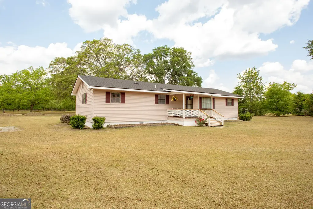3113 Ware Street, Blackshear