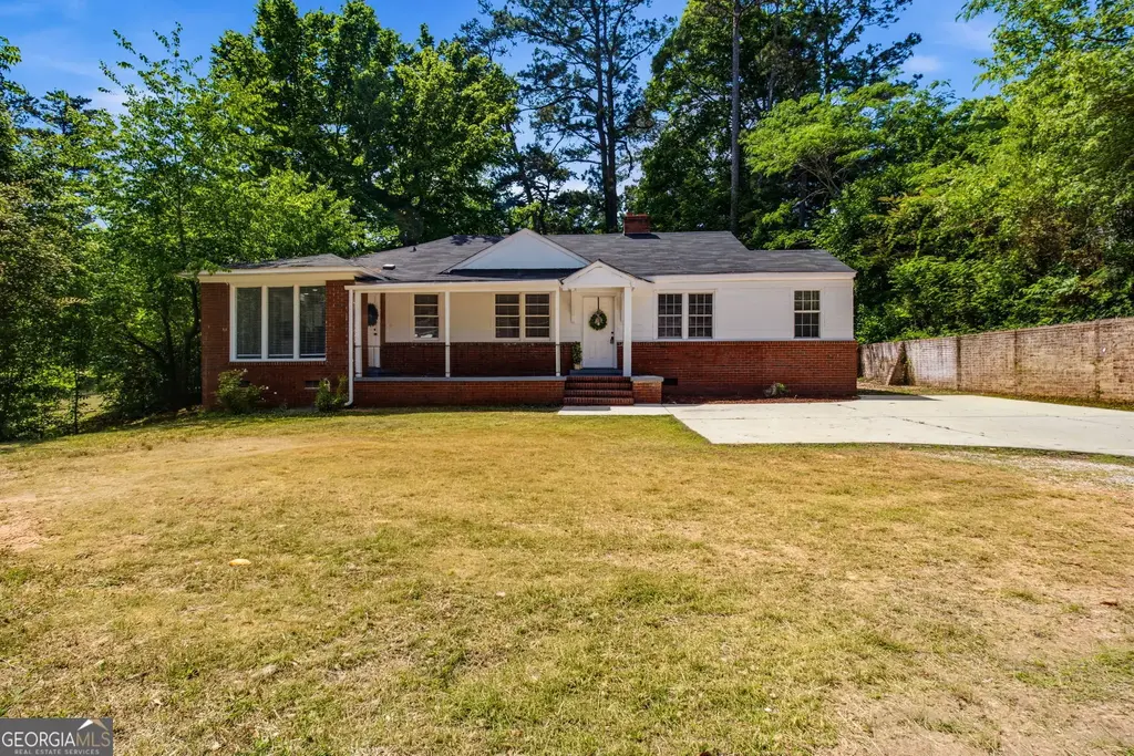 725 N Greenwood Street, Lagrange