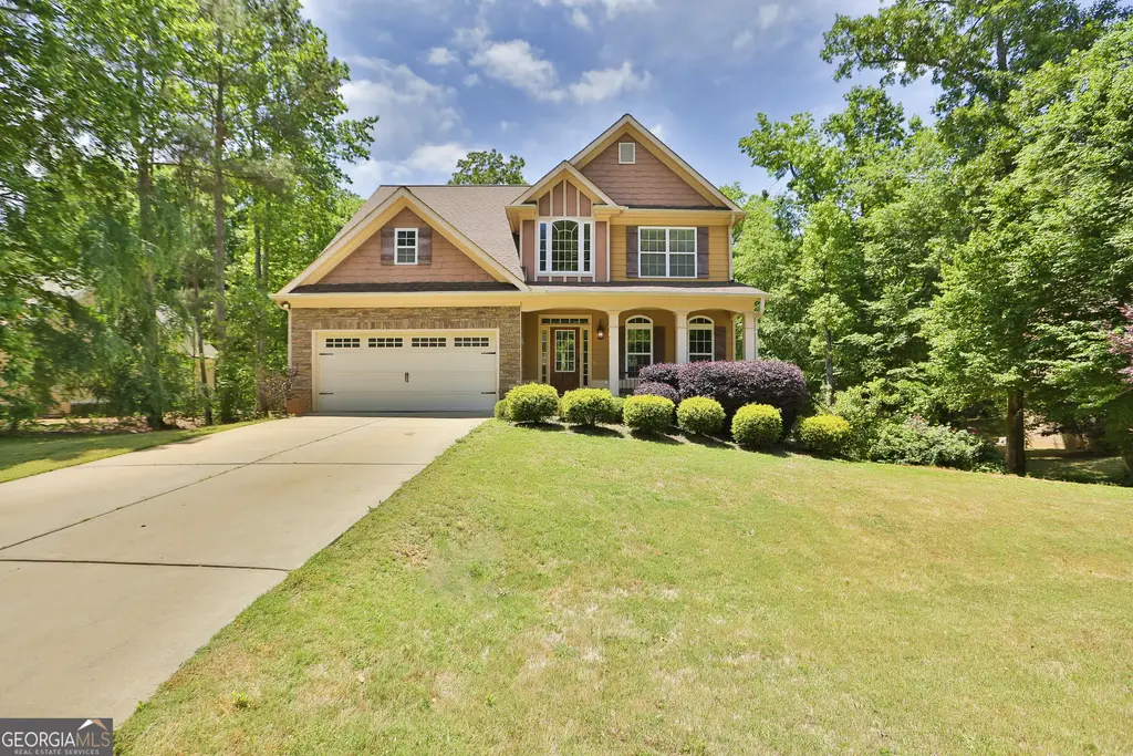 133 Oak Drive, Gray