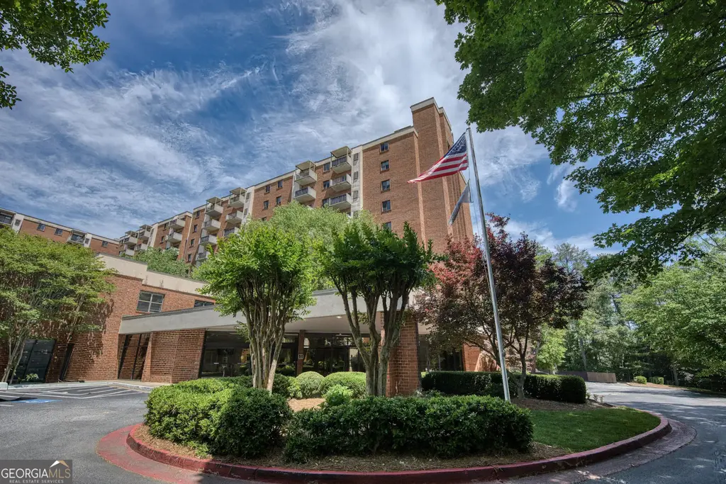 300 Johnson Ferry Road Ne B406, Atlanta
