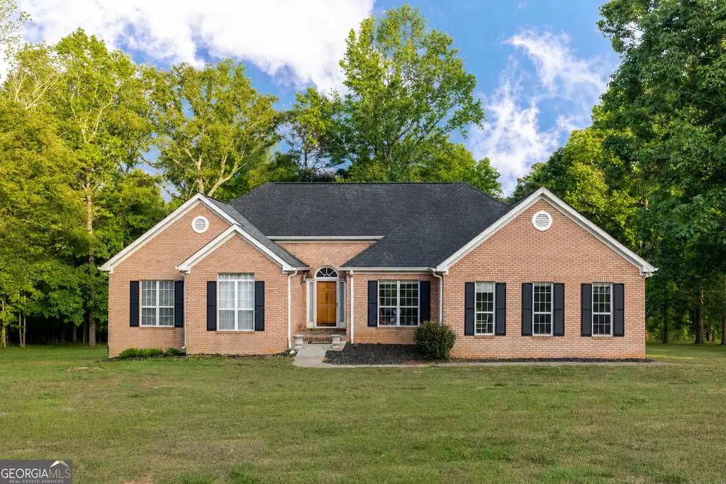 234 Jade Way, Maysville