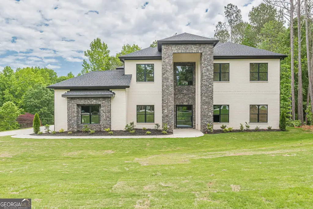 236 Kingscastle Drive, Ellenwood