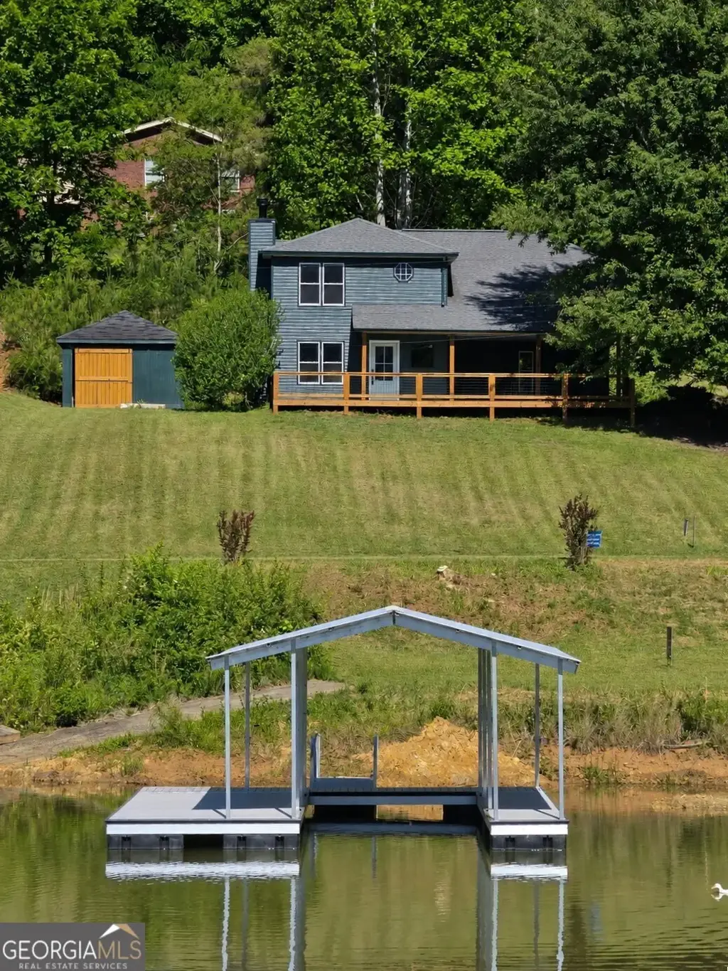 233 Bradshaw Road, Hiawassee
