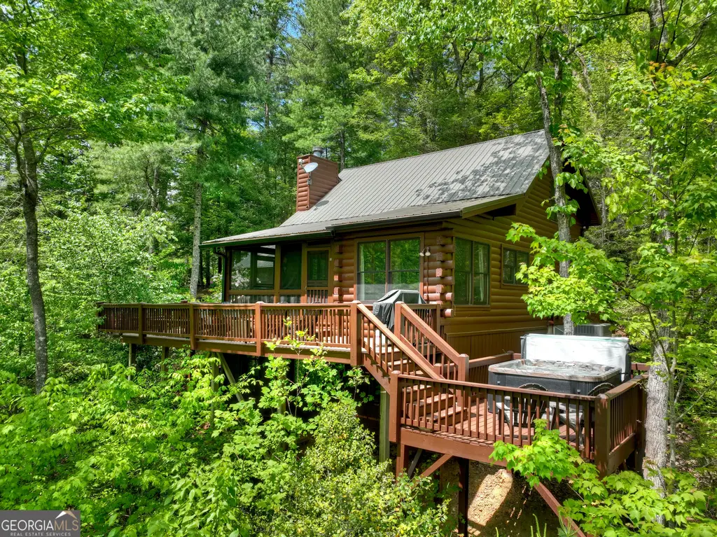 1822 Hidden Lake Drive, Cherry Log