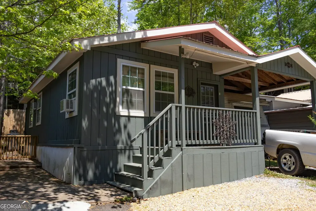 245 Canyon Pass, Cleveland