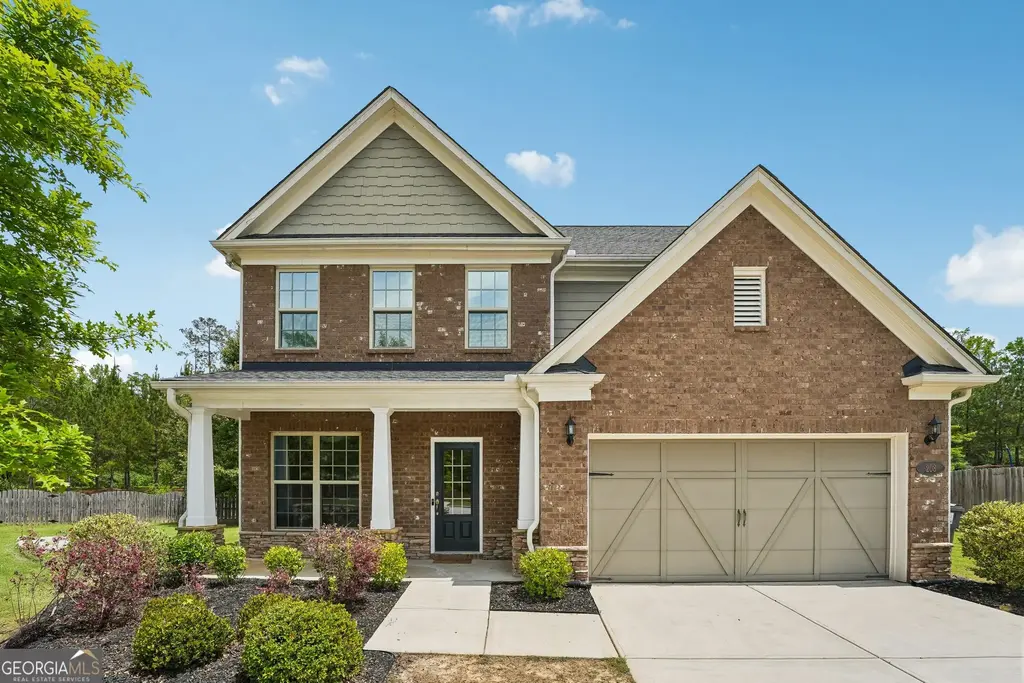 208 Roundwood Way, Peachtree City